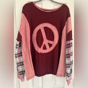 Easel Peace Patch Mixed Mineral Washed Top